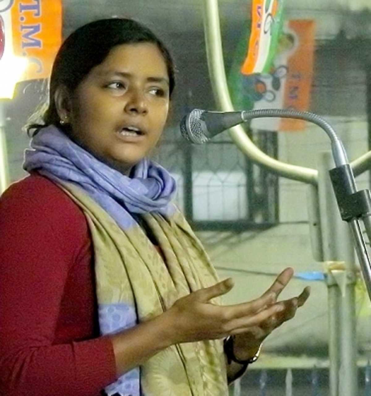 डीवाईएफआई ने वित्त मंत्री से पूछा, टैक्स छूट के वास्तविक लाभार्थी कौन हैं